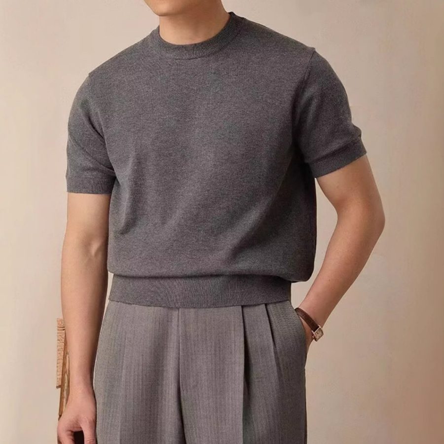 Round Neck Short Sleeve Knitted T-shirt