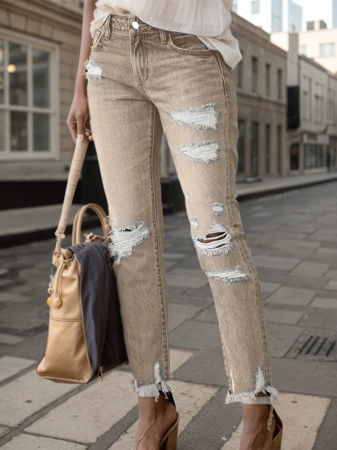 New Women’s Fashion Ripped Plus-sized Jeans, Straight And Slim 9-inch Jeans, Retro And Comfortable Jeans, Suitable For All Occasions, Plus-sized Women’s Denim Clothing