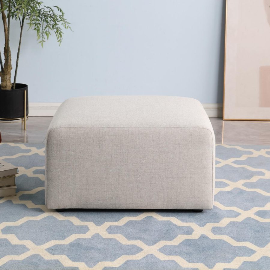 01 Ottoman Beige