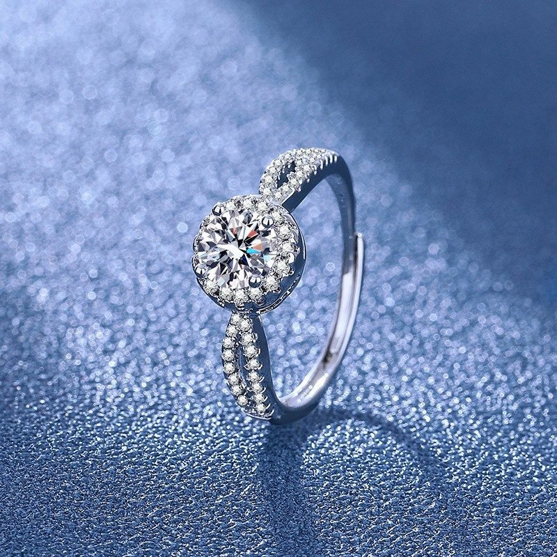 Women's 1ct Simulated Moissanite Ring Six-Prong Classic Wedding Ring