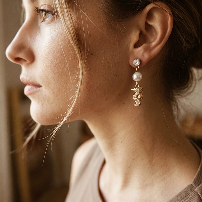 Fashionable High-quality Stainless Steel Ocean-style Seahorse Shaped Pearl Earrings