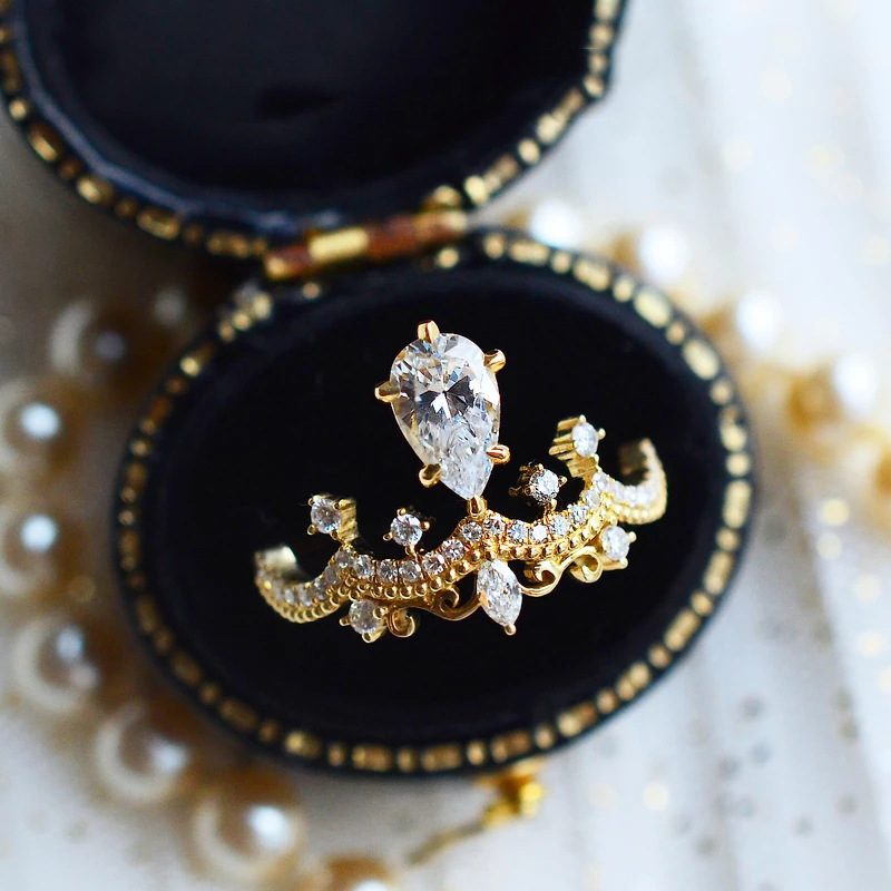 Vintage Crown Design Pear Cut Simulated Moissanite Engagement Ring